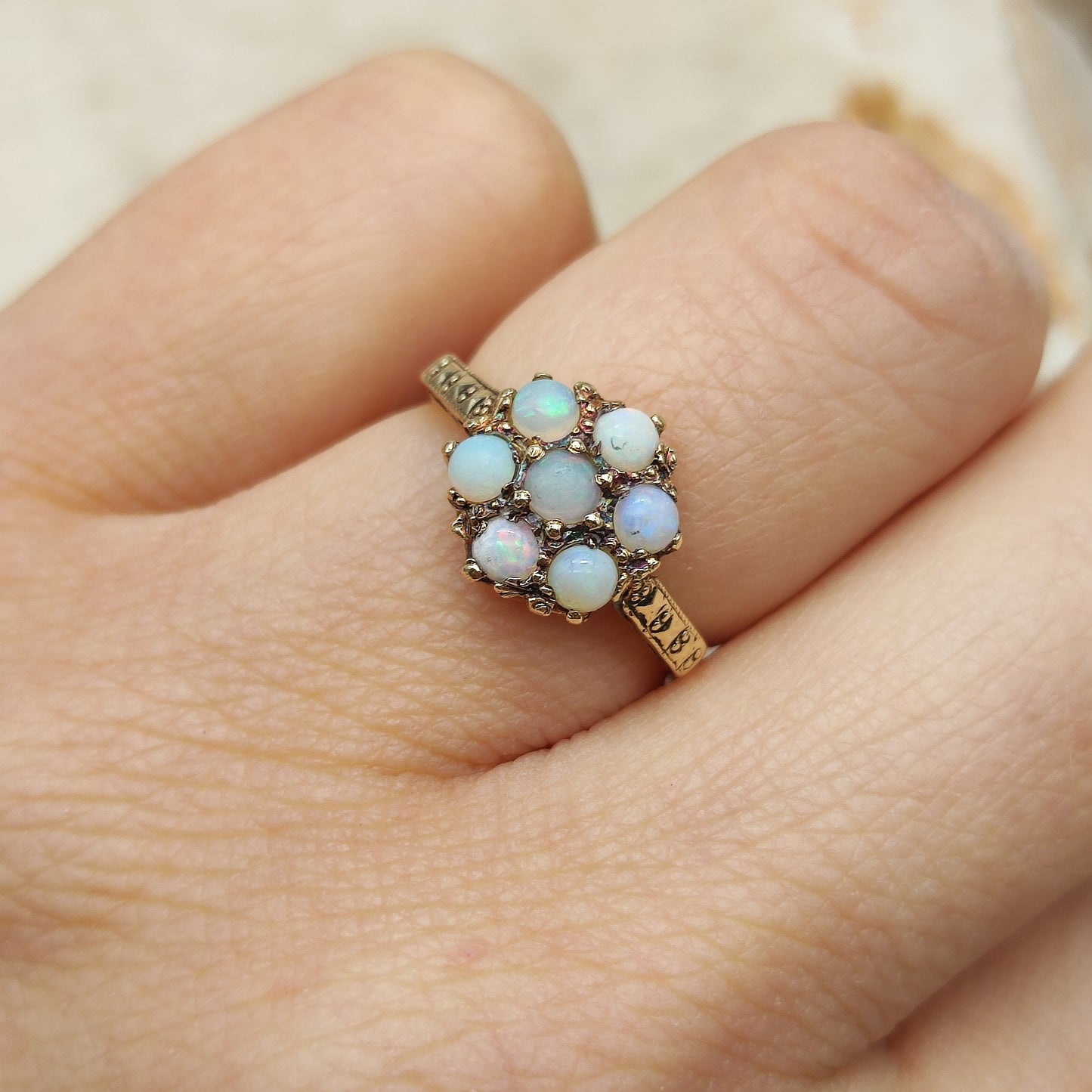 Vintage Sixties Opal Cluster ring in 9K gold