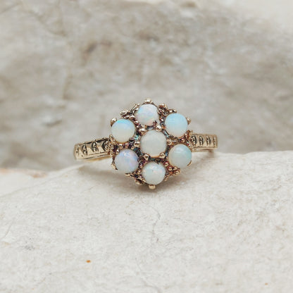 Vintage Sixties Opal Cluster ring in 9K gold