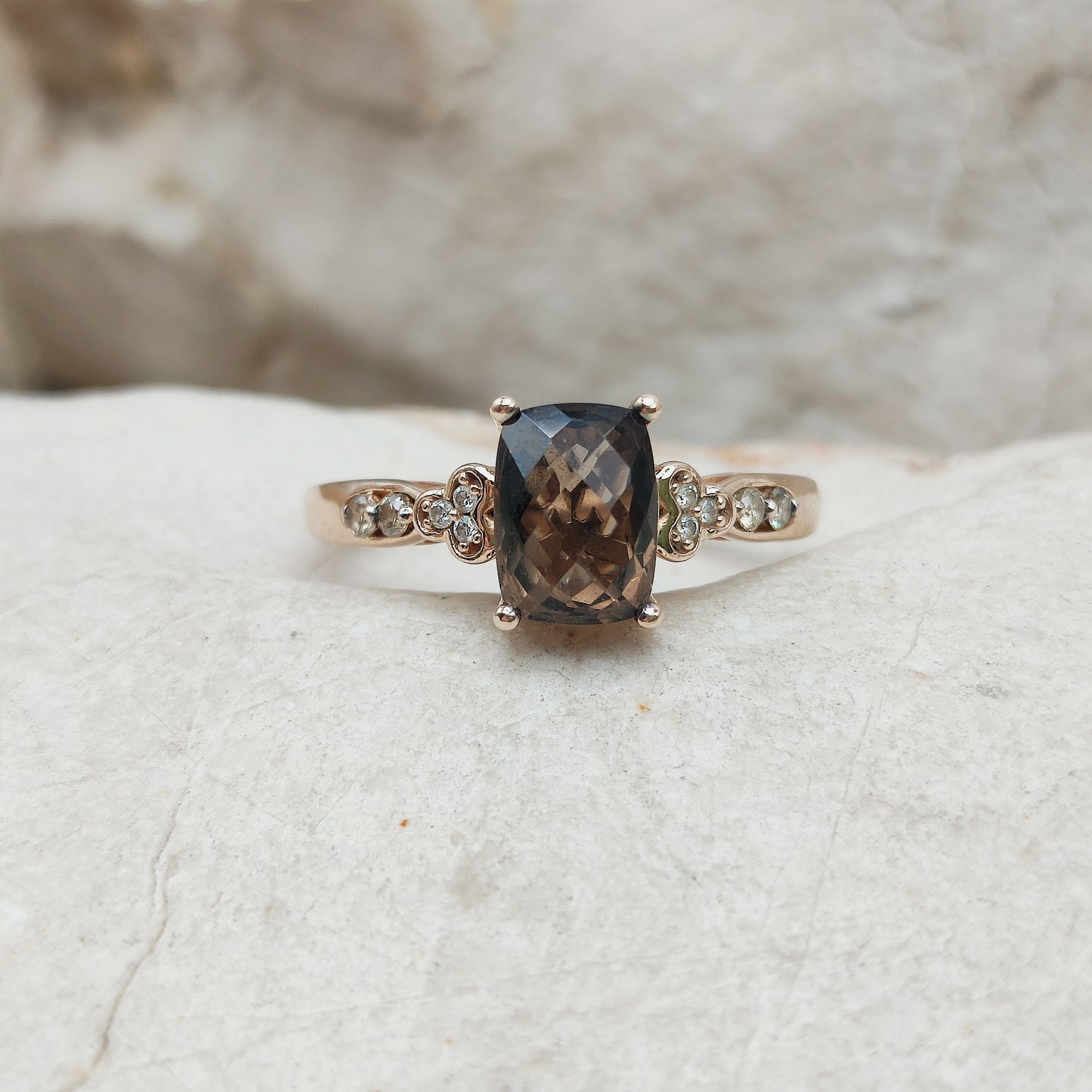 Le Vian ring met rookkwarts en diamant