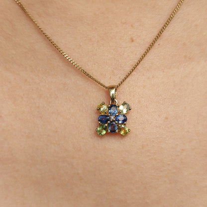 Modern Sapphire pendant in 9 Carat Gold