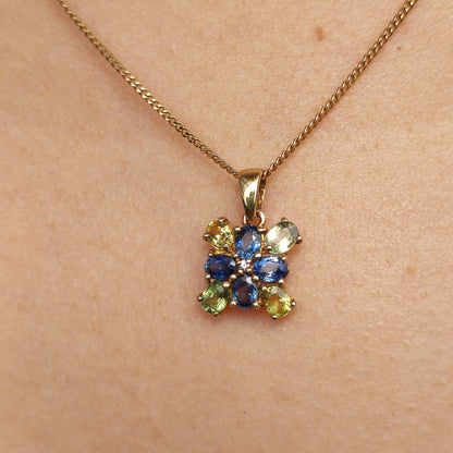 Modern Sapphire pendant in 9 Carat Gold