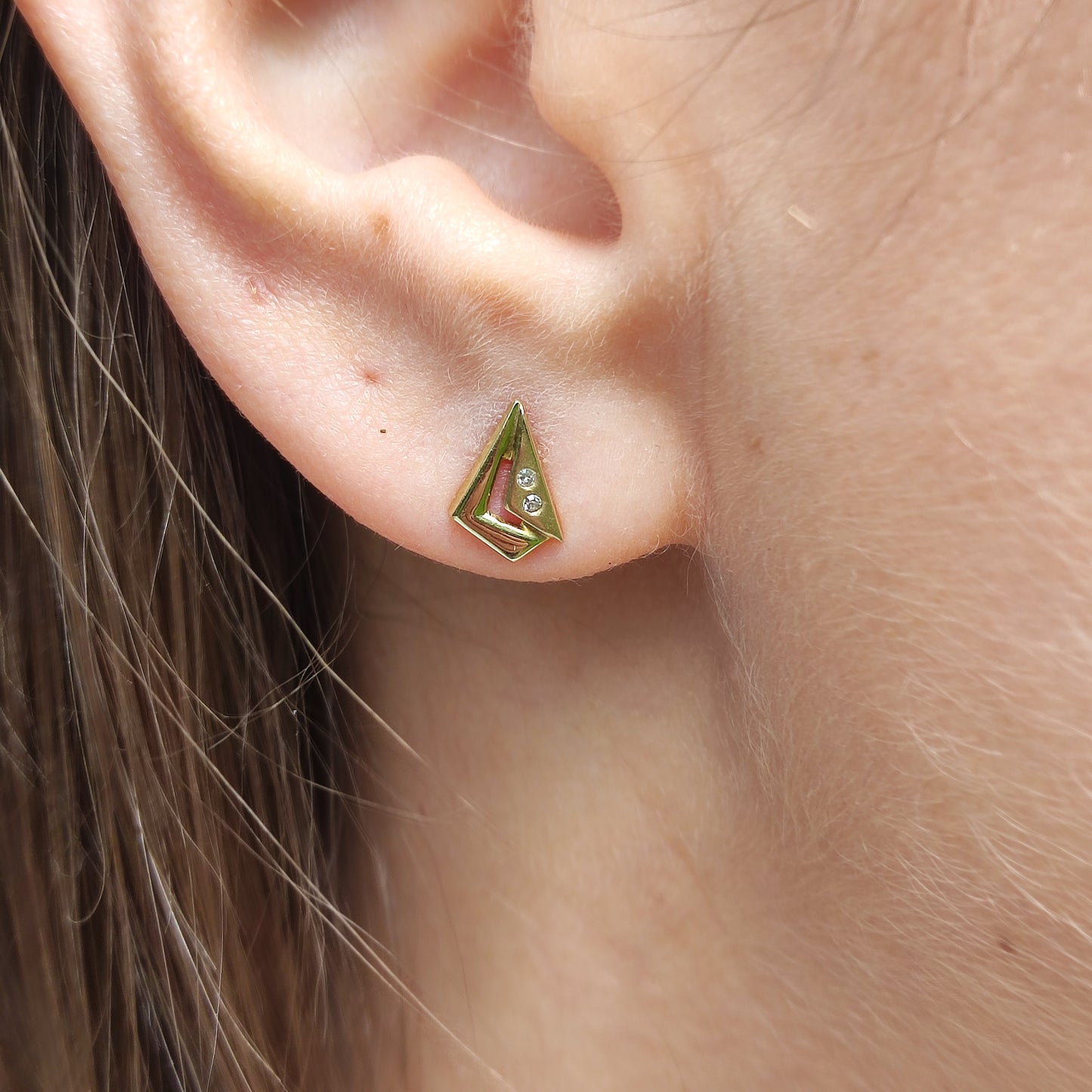 Vintage 14 Carat gold Earrings with 2 small Diamonds