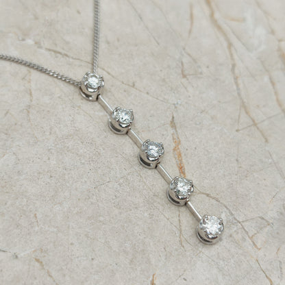 Vintage 0.45 Diamond necklace in 18 Carat Gold
