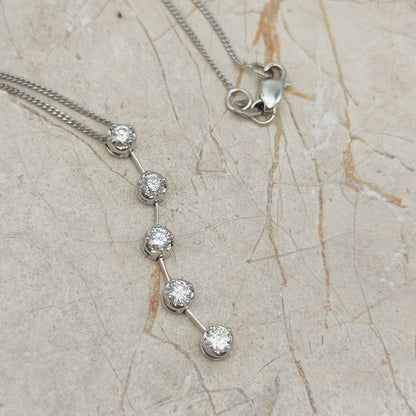 Vintage 0.45 Diamond necklace in 18 Carat Gold