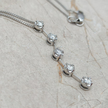 Vintage 0.45 Diamond necklace in 18 Carat Gold
