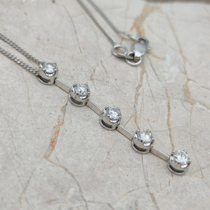 Vintage 0.45 Diamond necklace in 18 Carat Gold