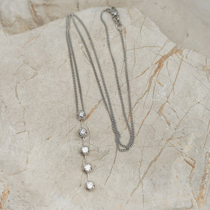 Vintage 0.45 Diamond necklace in 18 Carat Gold