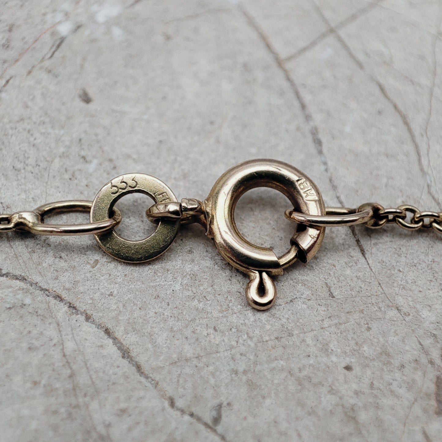 Vintage necklace in 8 Carat Gold by Friedrich Binder