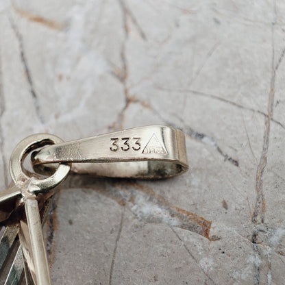 Vintage pendant in 8 Carat Gold by Theodore Klotz
