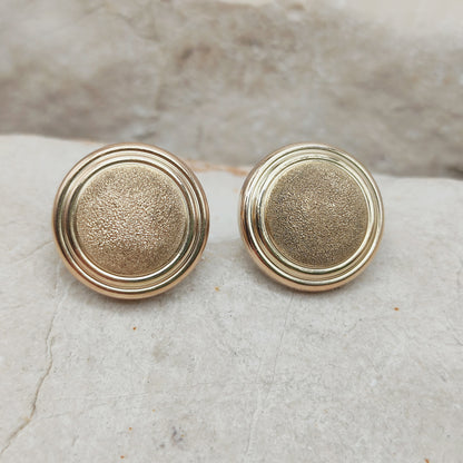 Vintage Sixties Earrings in 9 Carat Gold
