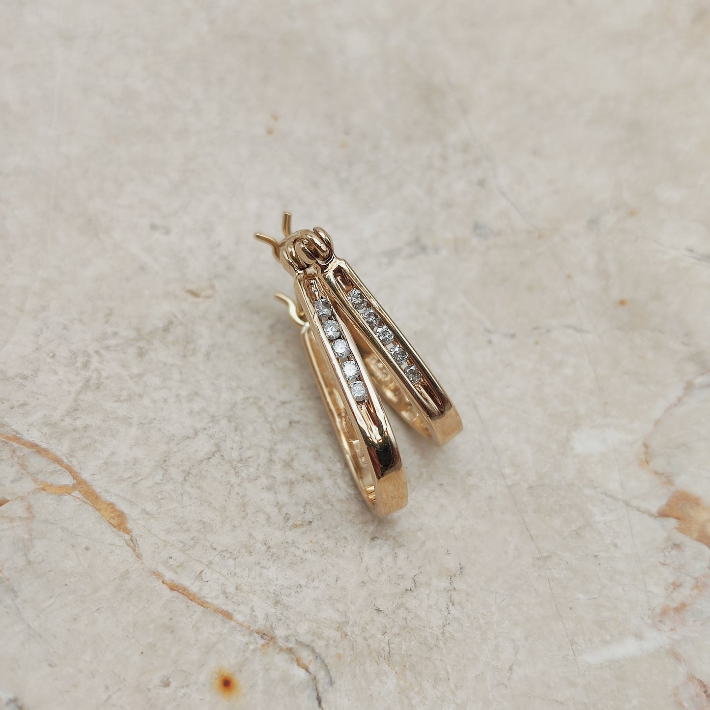 Vintage Diamond earrings in 9 Carat Gold