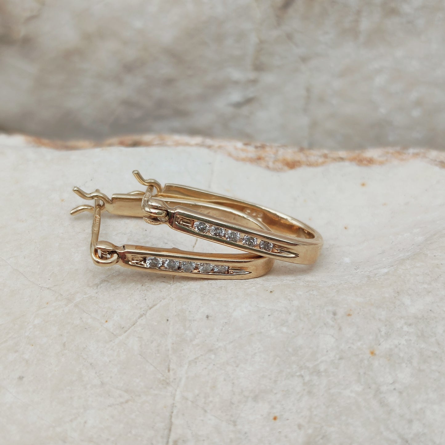 Vintage Diamond earrings in 9 Carat Gold