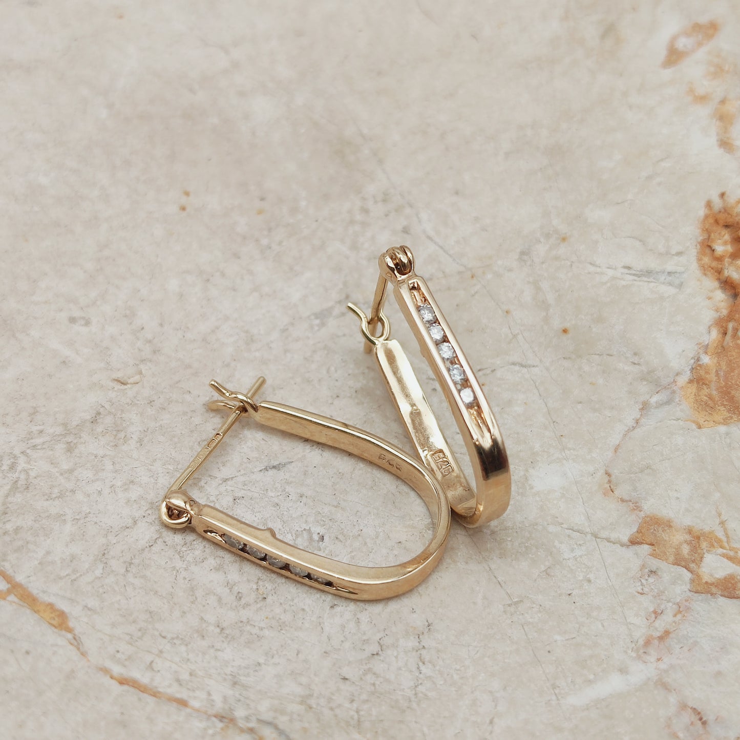 Vintage Diamond earrings in 9 Carat Gold