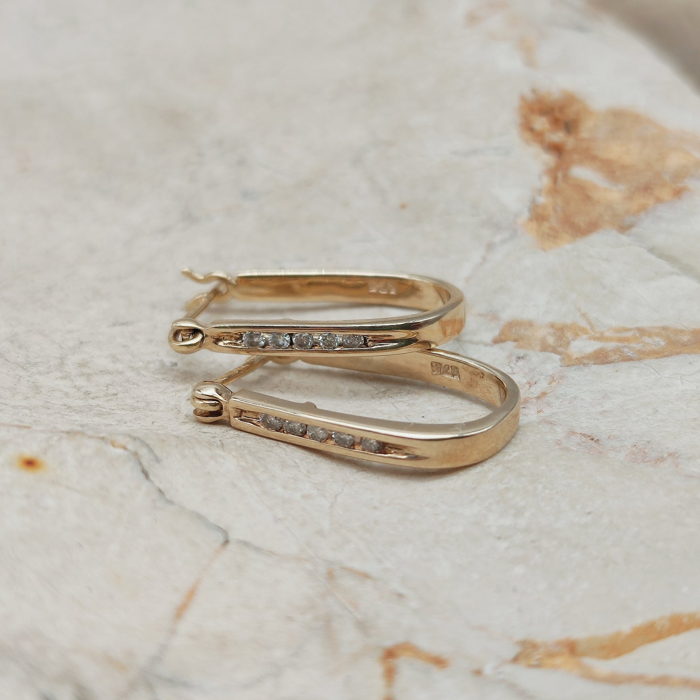 Vintage Diamond earrings in 9 Carat Gold