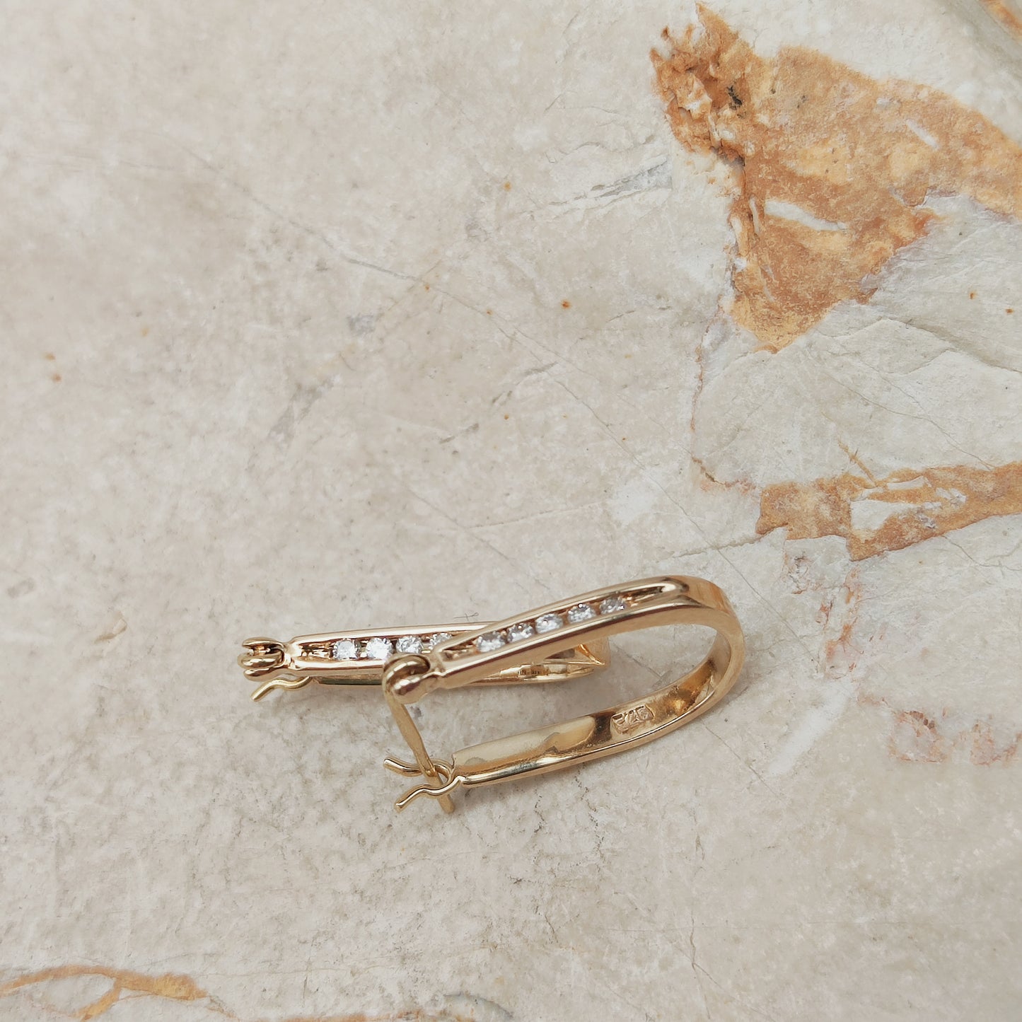 Vintage Diamond earrings in 9 Carat Gold