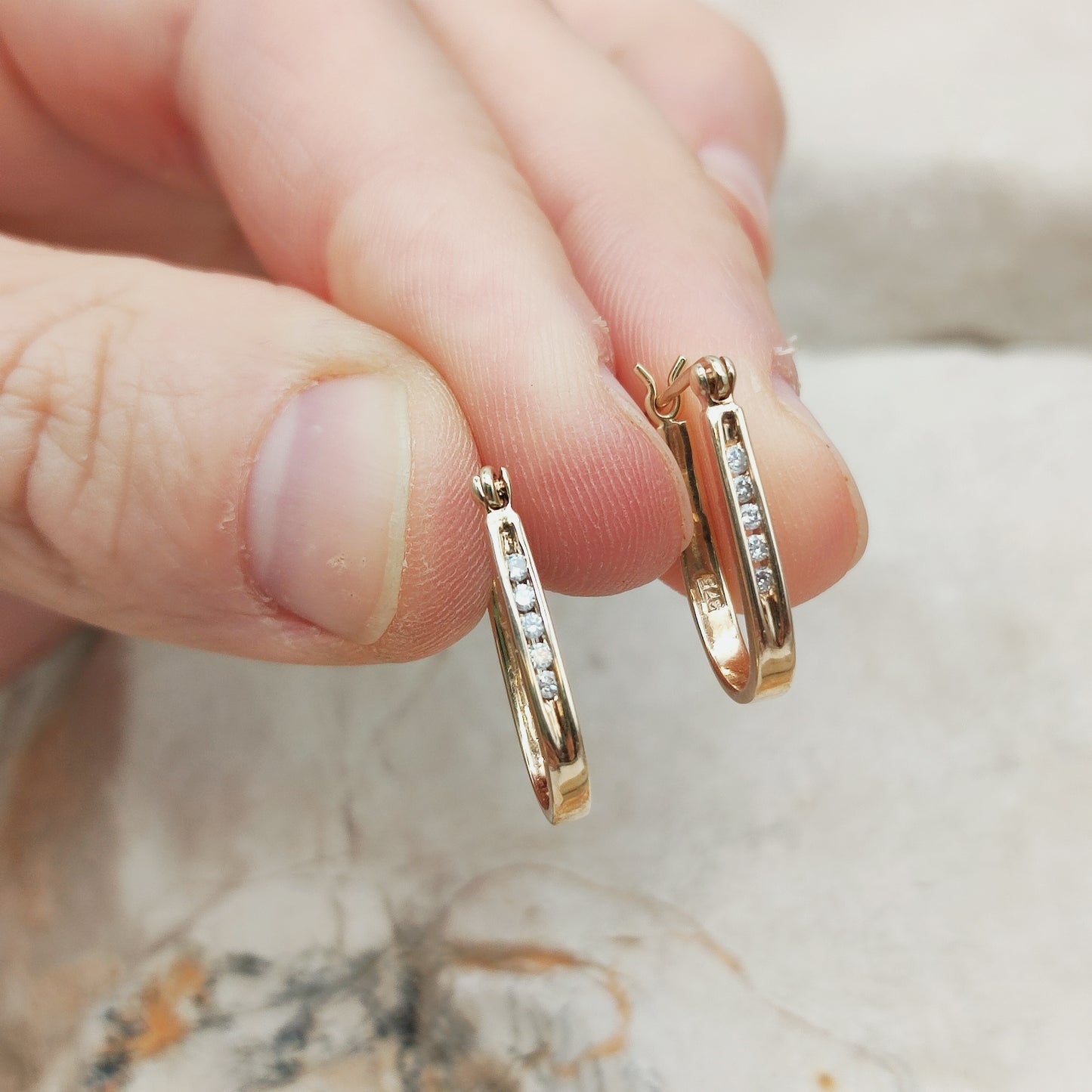 Vintage Diamond earrings in 9 Carat Gold
