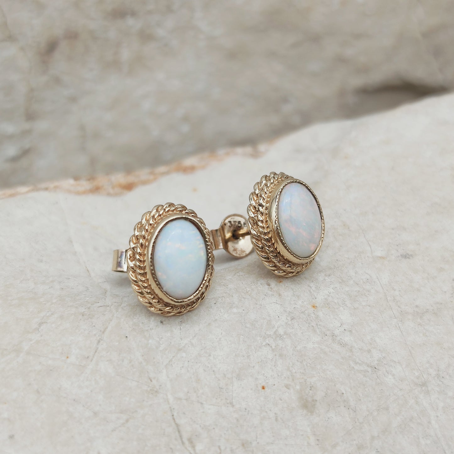 Vintage Opal Earrings in 9 Carat Gold