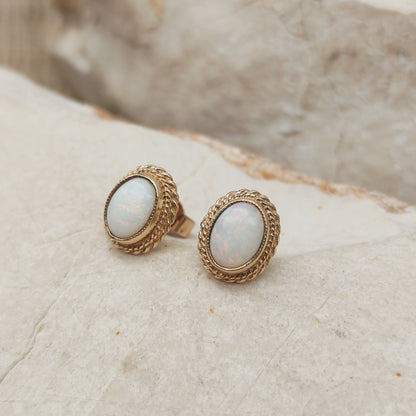 Vintage Opal Earrings in 9 Carat Gold
