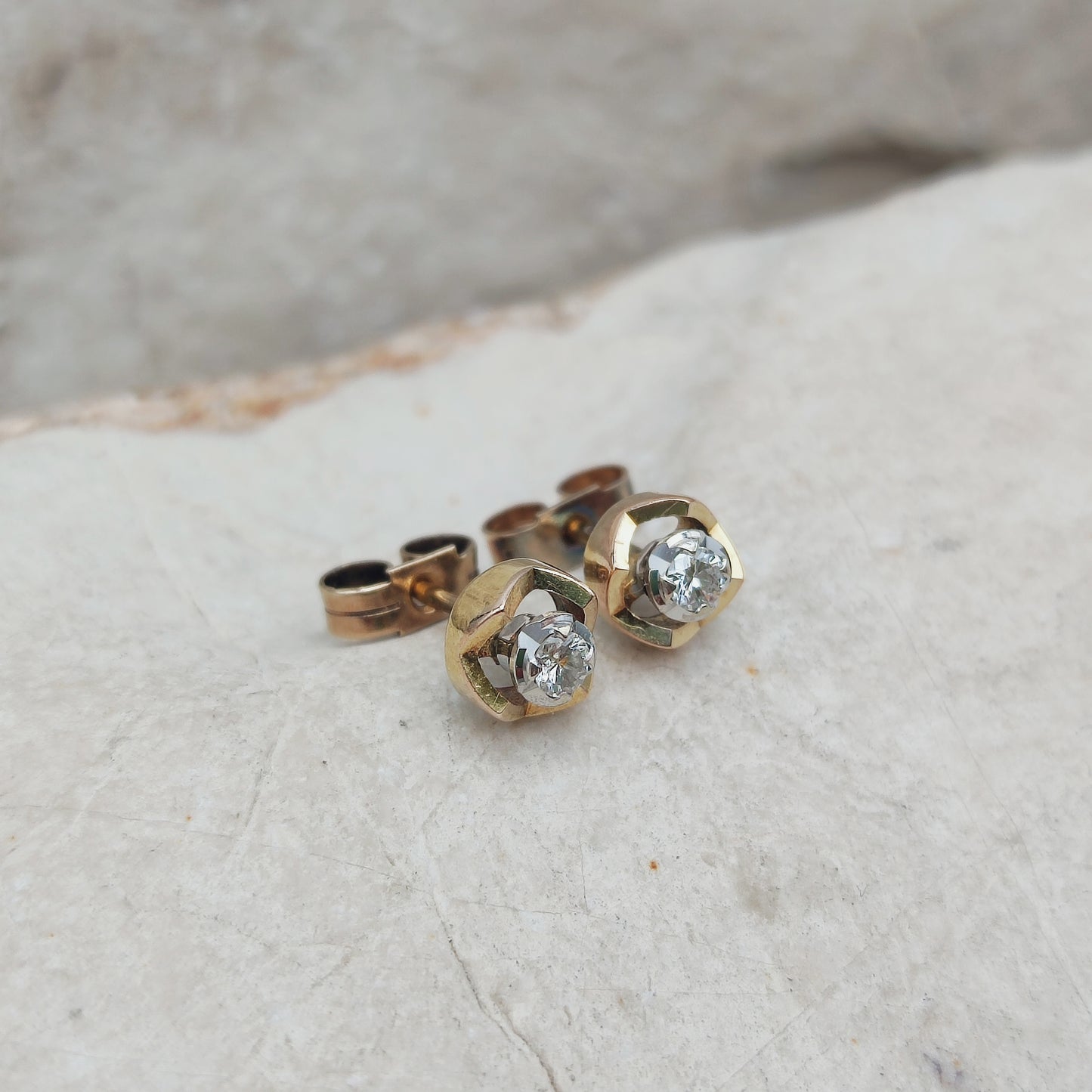Vintage Diamond Earrings in 9 Carat Gold, London 1980