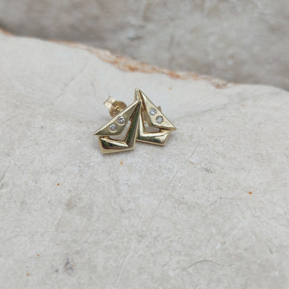 Vintage 14 Carat gold Earrings with 2 small Diamonds