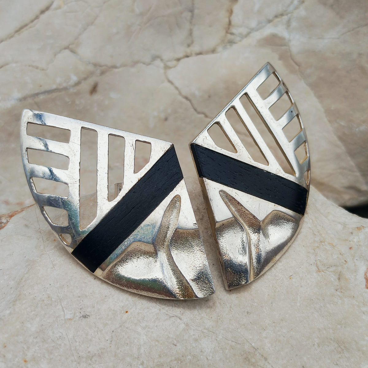 Lapponia Zanzibar Sterling Silver and Ebony Earrings by Zoltan Popovits, 1989