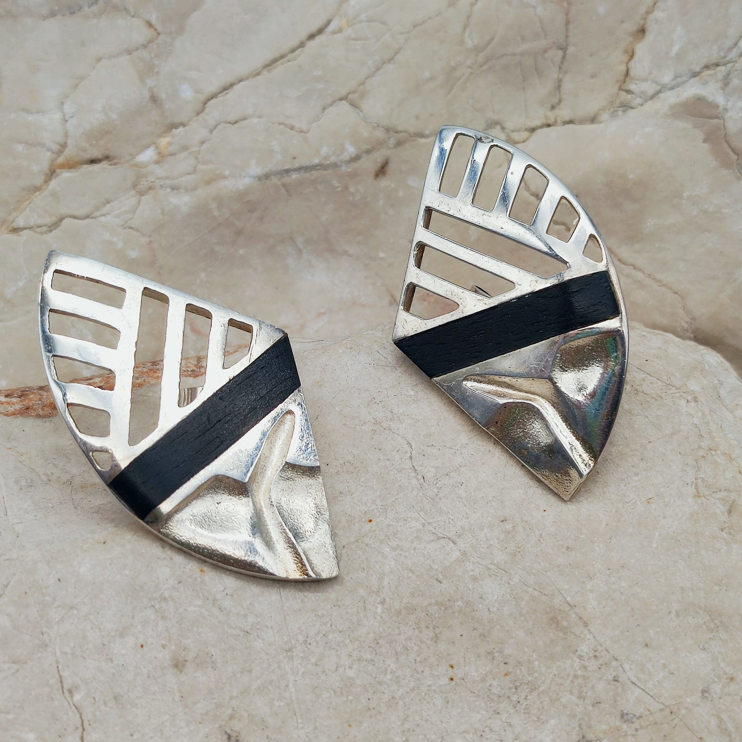 Lapponia Zanzibar Sterling Silver and Ebony Earrings by Zoltan Popovits, 1989