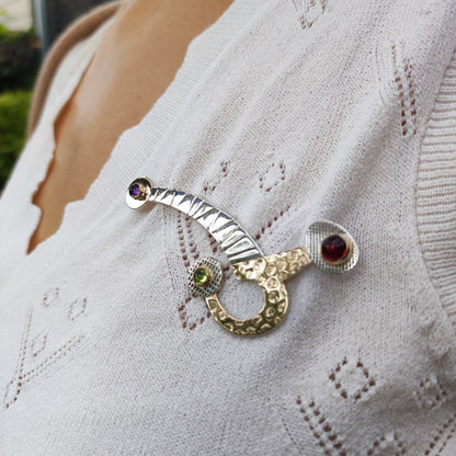 Abstract Sterling Silver & 14ct Gold Gemstone Brooch