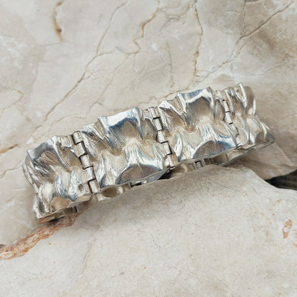 Textured Sterling Silver Panel Bracelet by Matti J. Hyvärinen for Sirokoru 1972