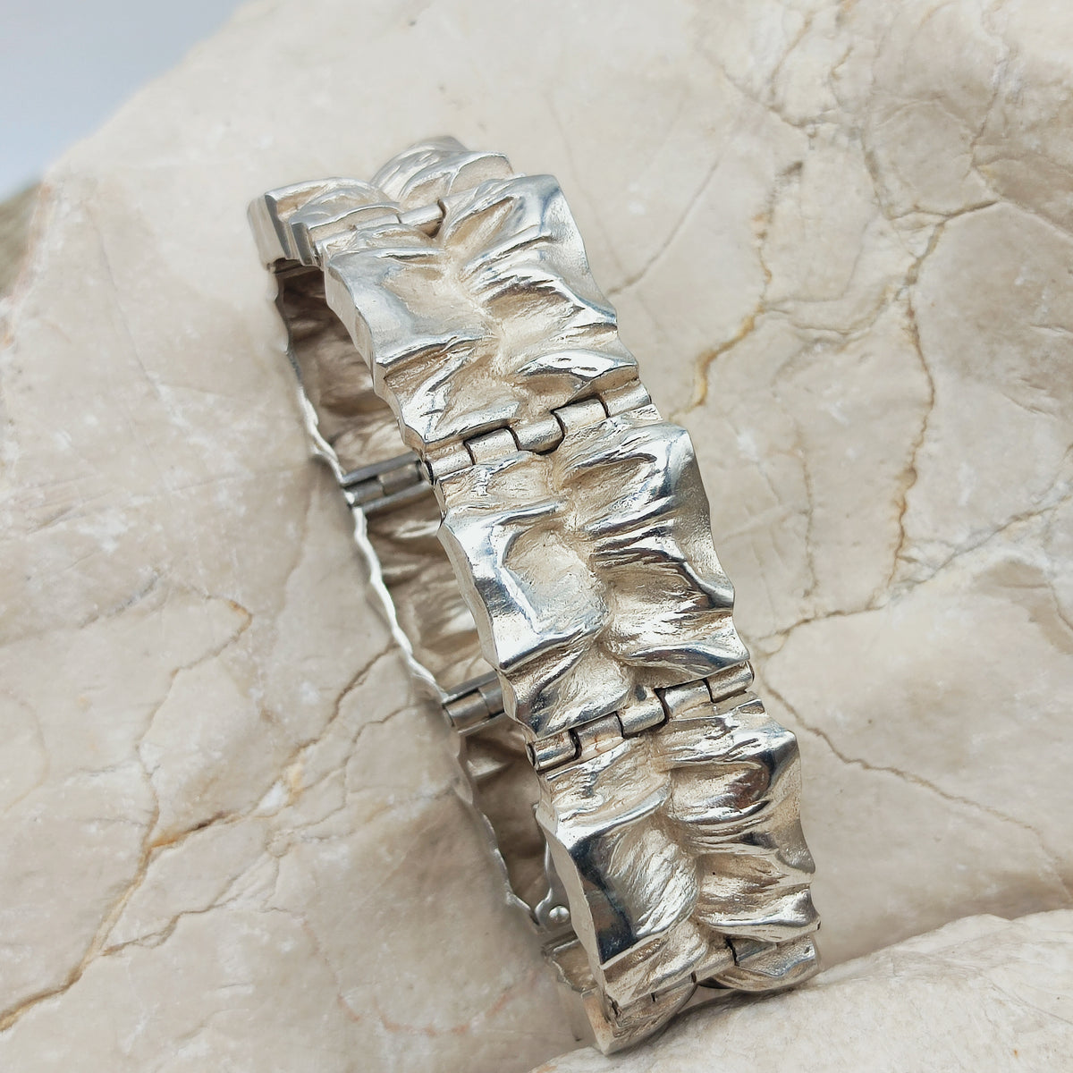 Textured Sterling Silver Panel Bracelet by Matti J. Hyvärinen for Sirokoru 1972