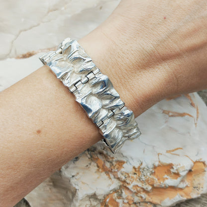 Textured Sterling Silver Panel Bracelet by Matti J. Hyvärinen for Sirokoru 1972