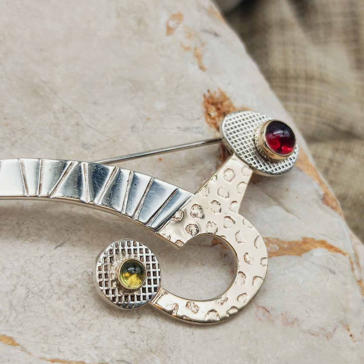 Abstract Sterling Silver & 14ct Gold Gemstone Brooch