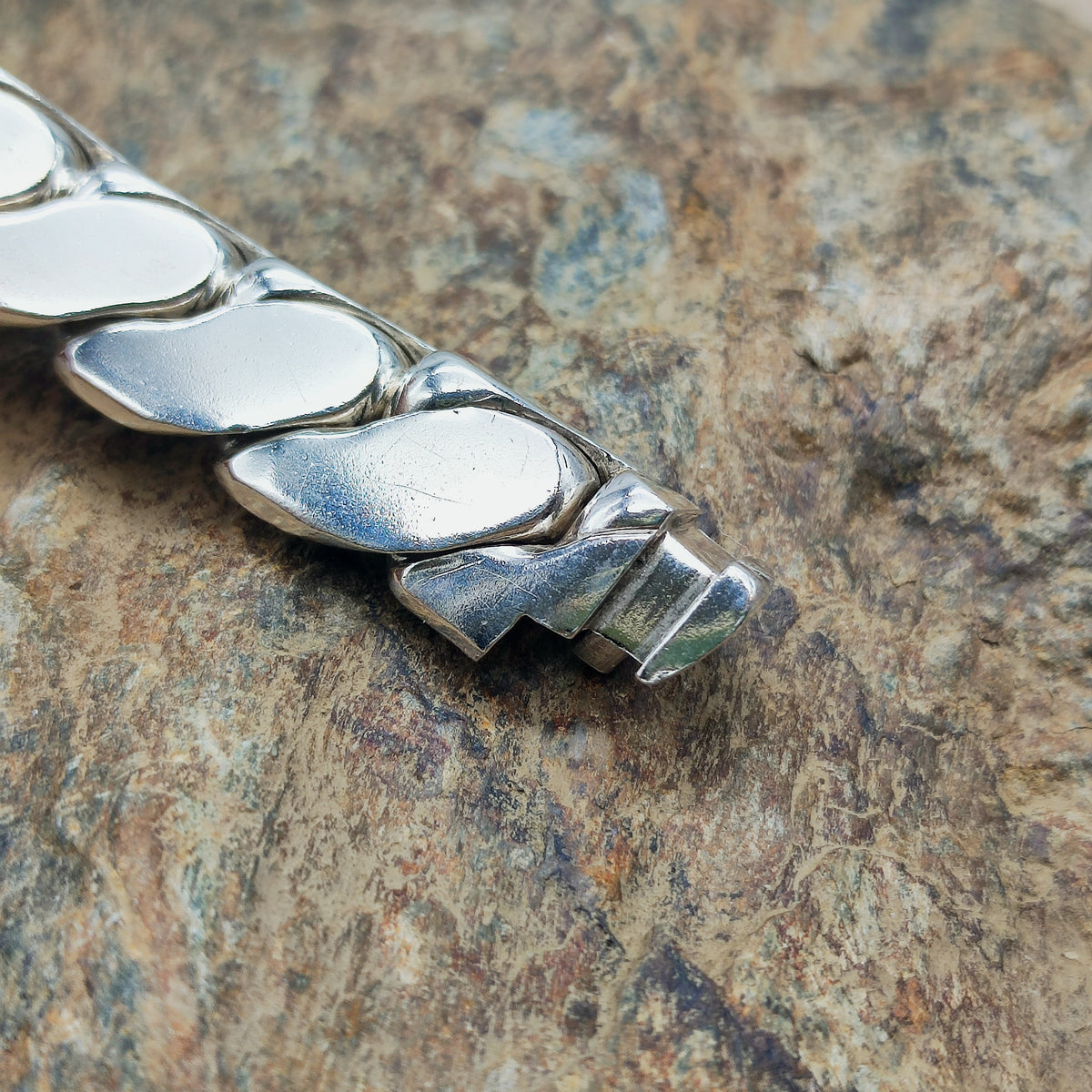 Vintage Hermès Fersen Sterling Silver Bracelet with 18ct White Gold Clasp