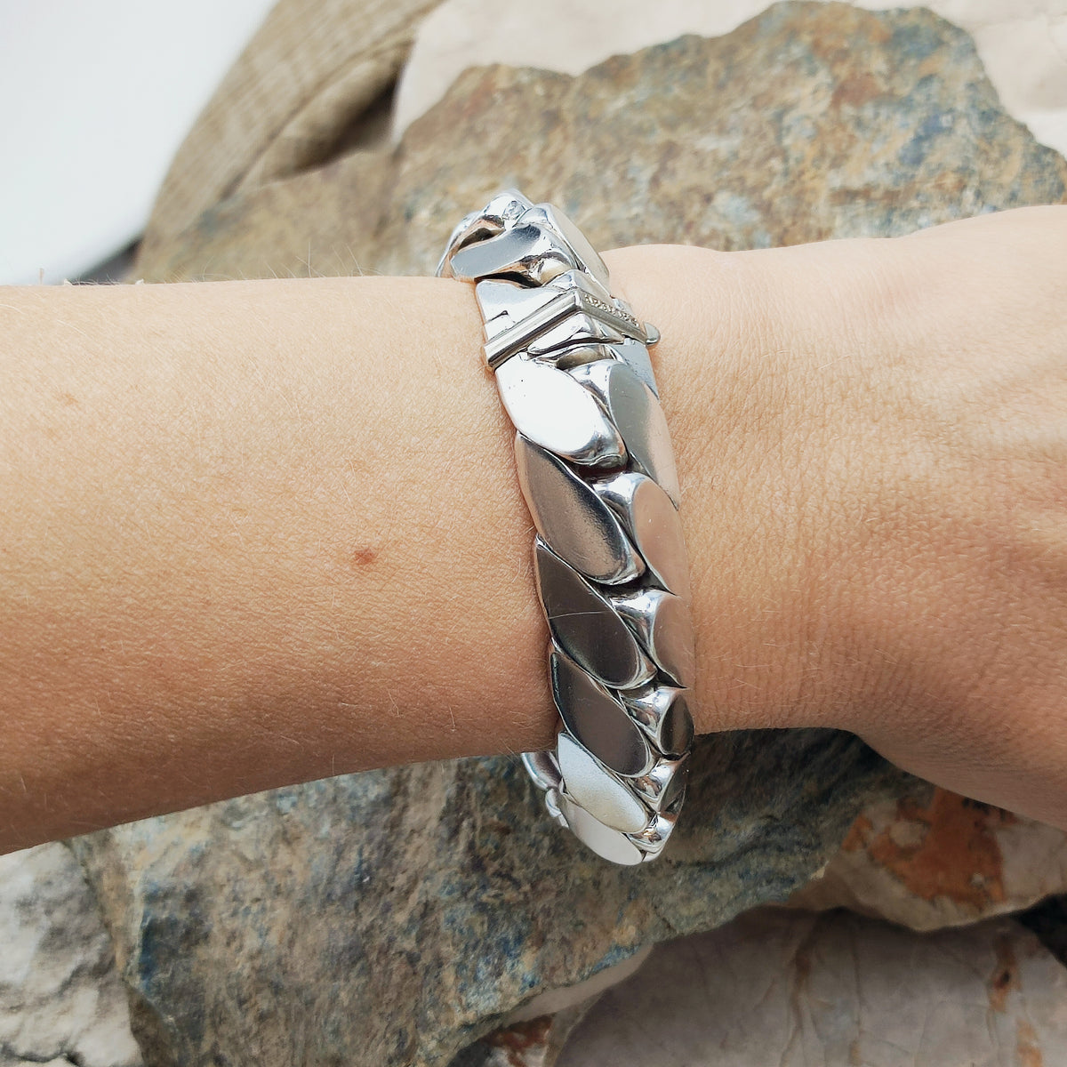Vintage Hermès Fersen Sterling Silver Bracelet with 18ct White Gold Clasp