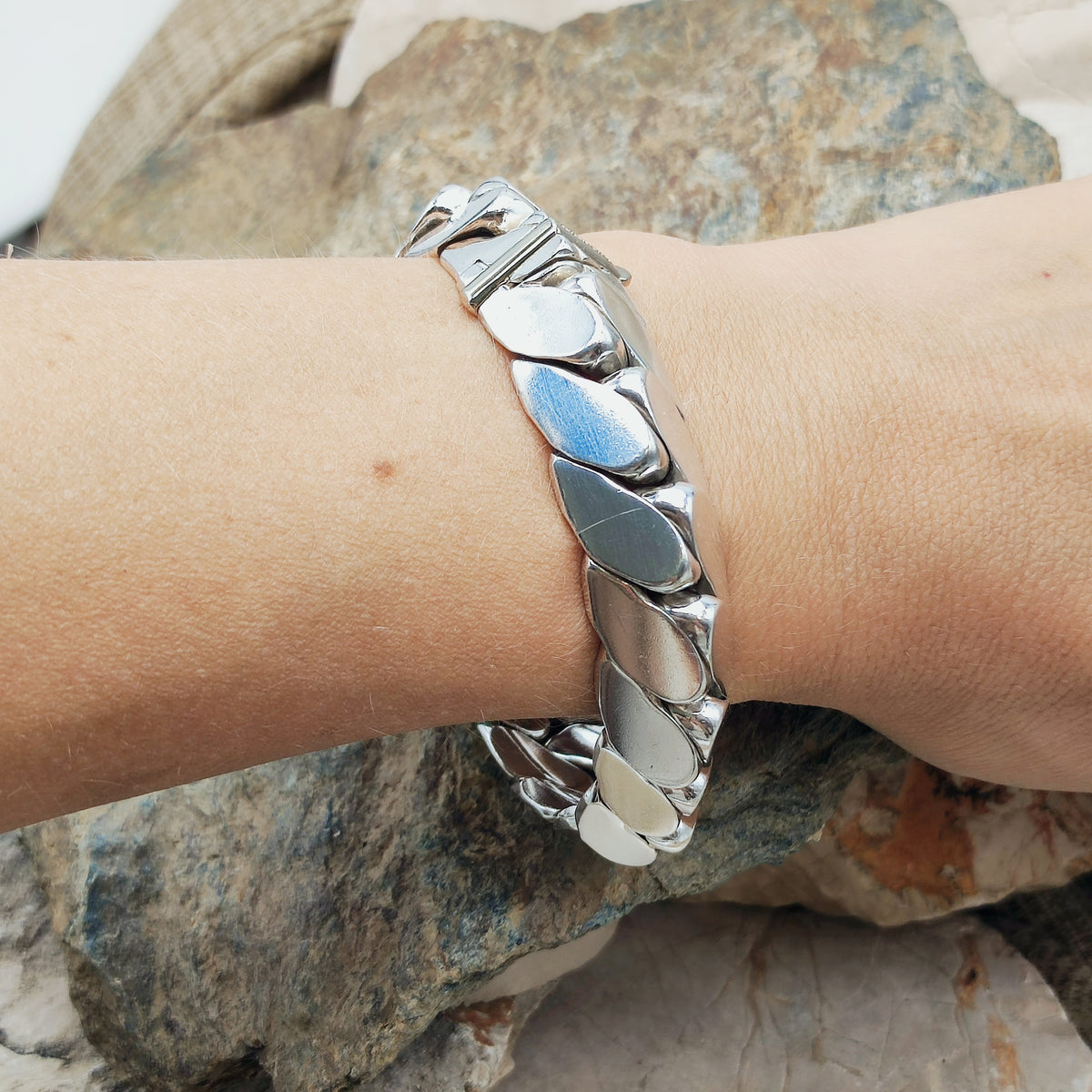 Vintage Hermès Fersen Sterling Silver Bracelet with 18ct White Gold Clasp