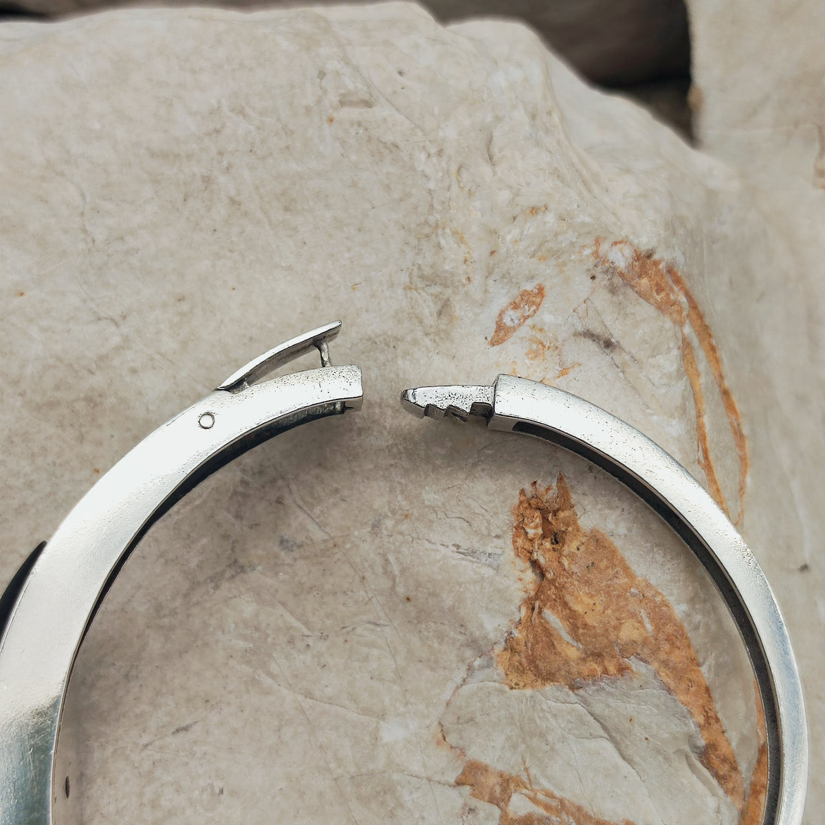 Vintage Modernist Sterling Silver Hinged Bangle with Dark Wood and Diamond