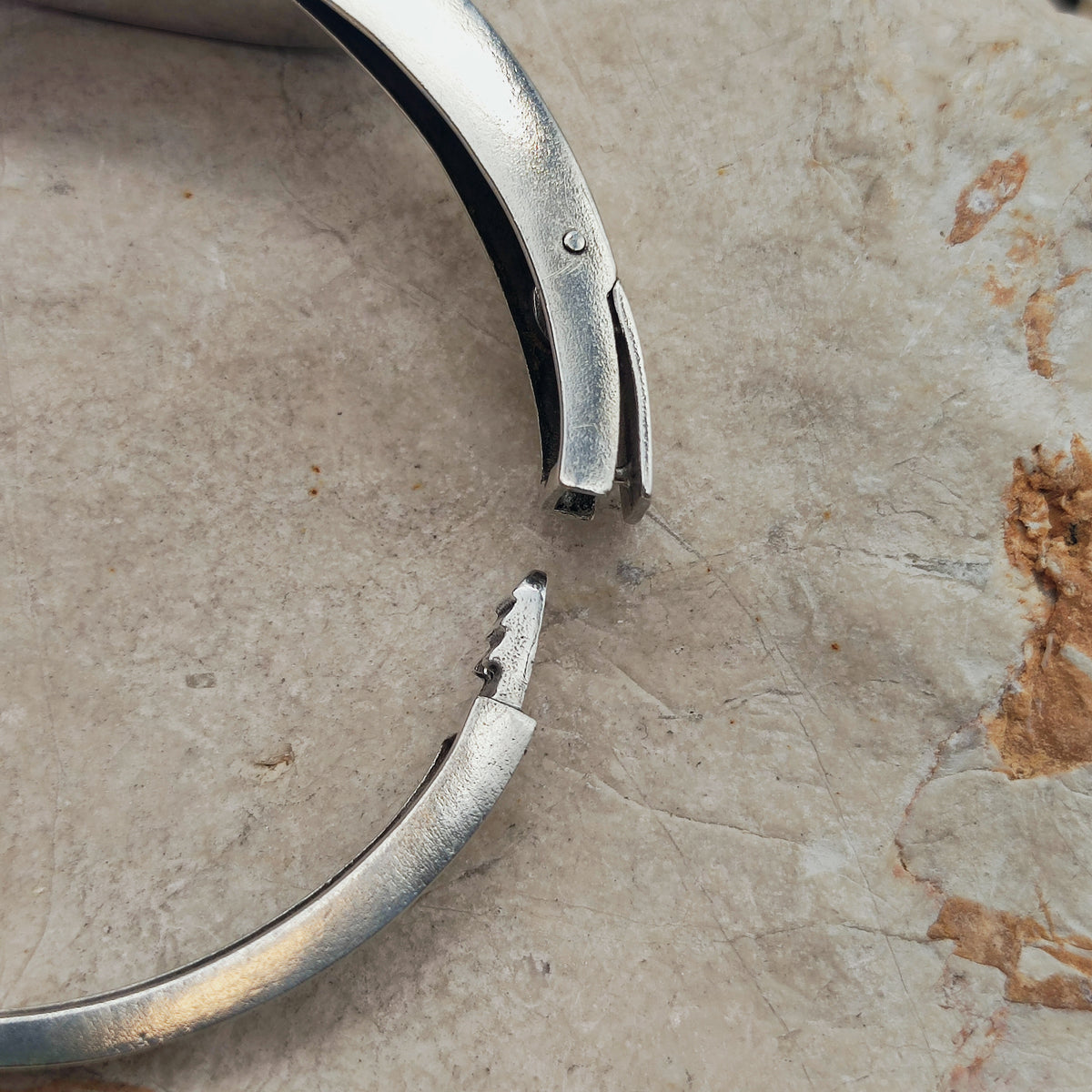 Vintage Modernist Sterling Silver Hinged Bangle with Dark Wood and Diamond