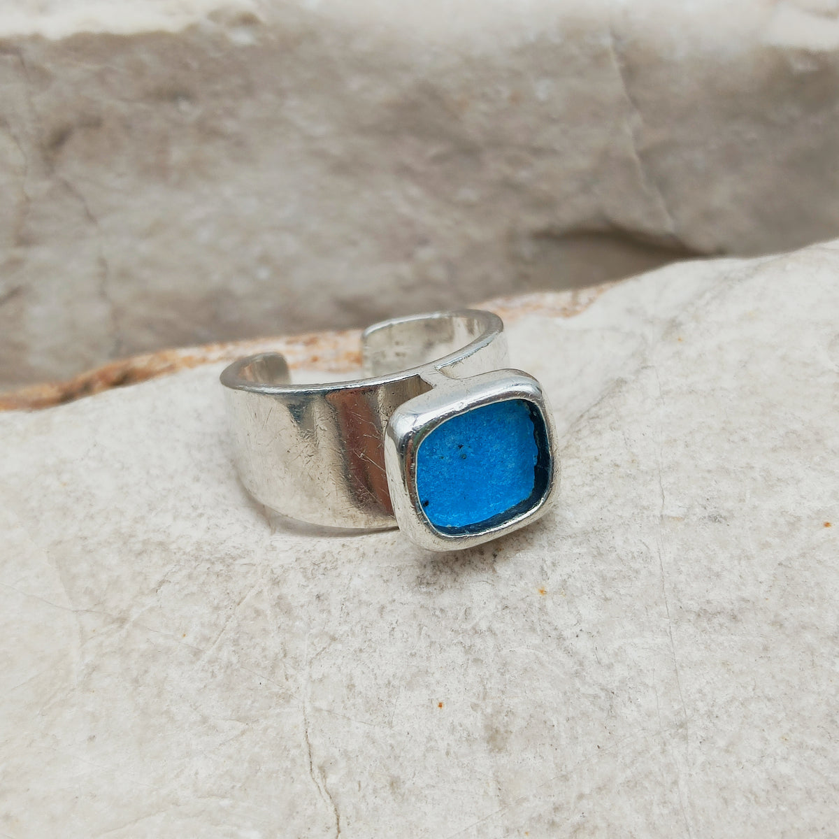 Vintage Mies De Wilde Sterling Silver & Blue Enamel Open Ring