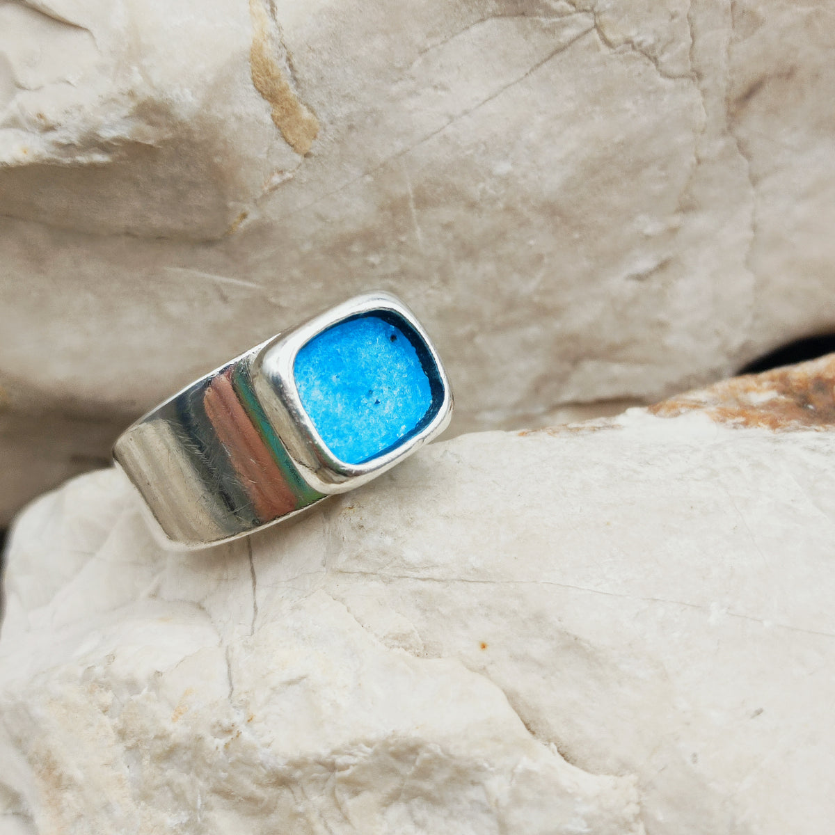 Vintage Mies De Wilde Sterling Silver & Blue Enamel Open Ring