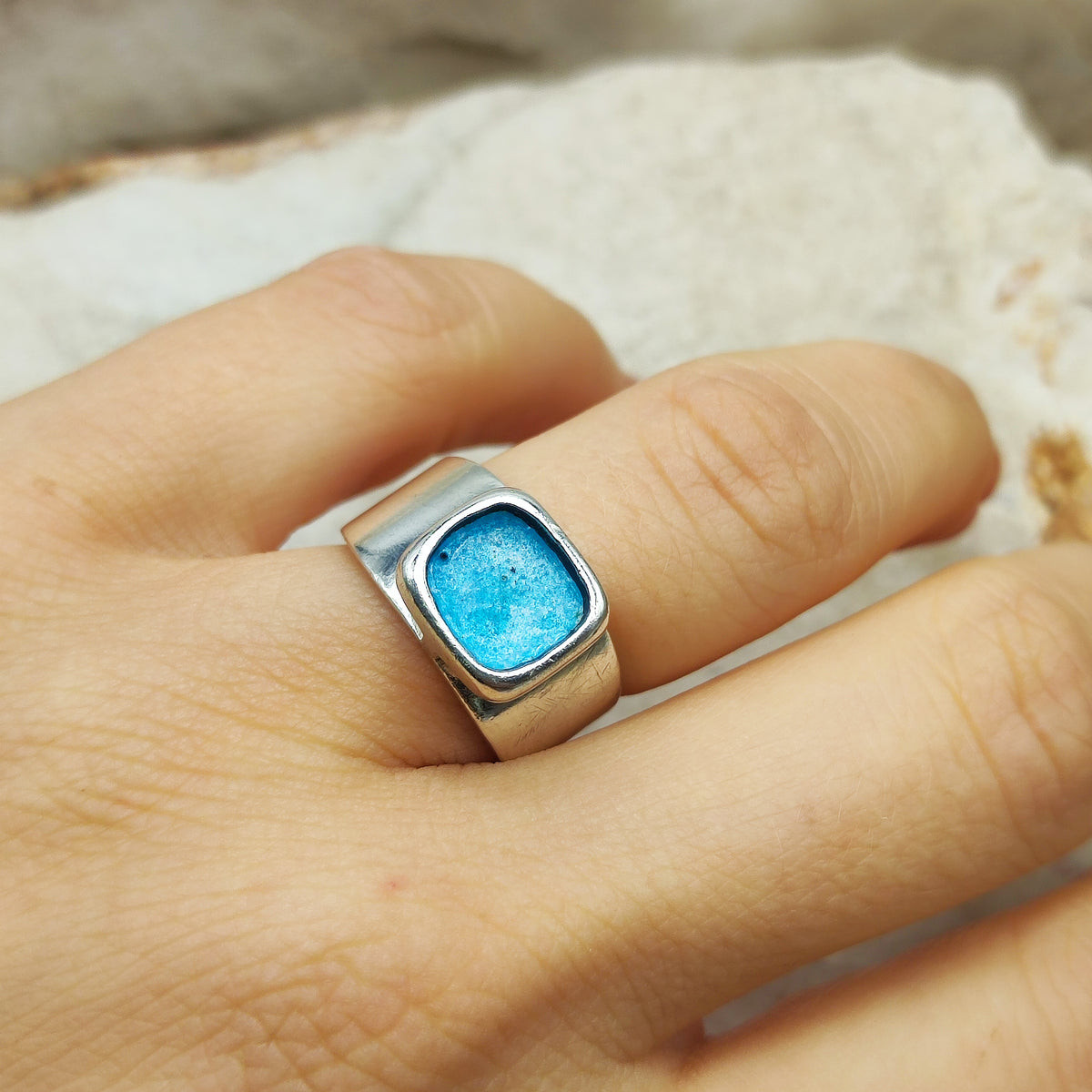 Vintage Mies De Wilde Sterling Silver & Blue Enamel Open Ring
