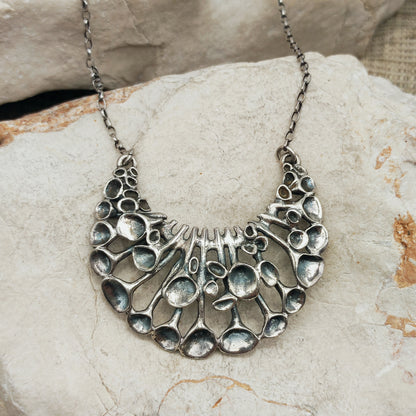 Vintage Hannu Ikonen Crescent Reindeer Moss Silver Necklace