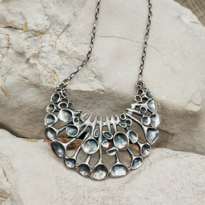 Vintage Hannu Ikonen Crescent Reindeer Moss Silver Necklace