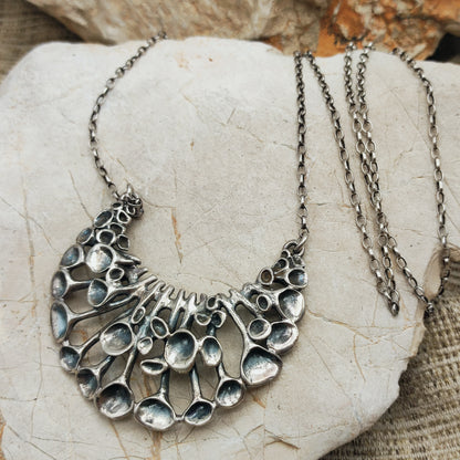 Vintage Hannu Ikonen Crescent Reindeer Moss Silver Necklace