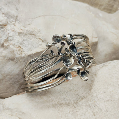 Vintage Hannu Ikonen Reindeer Moss Sterling Silver Cuff Bracelet