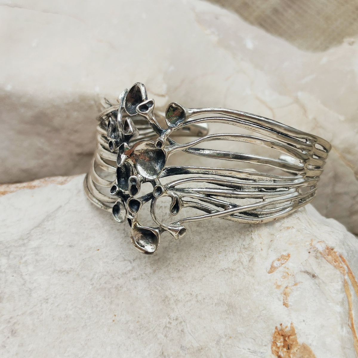 Vintage Hannu Ikonen Reindeer Moss Sterling Silver Cuff Bracelet