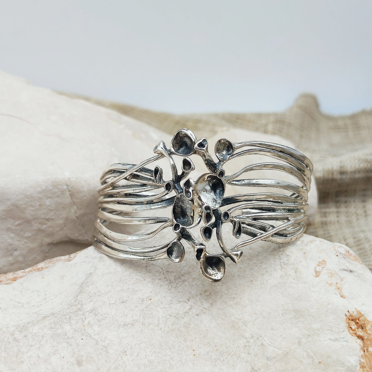 Vintage Hannu Ikonen Reindeer Moss Sterling Silver Cuff Bracelet